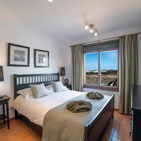 Maderita - Lovely 3 Bed In Βίλα