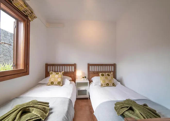 Maderita - Lovely 3 Bed In Villa Playa Blanca (Lanzarote)