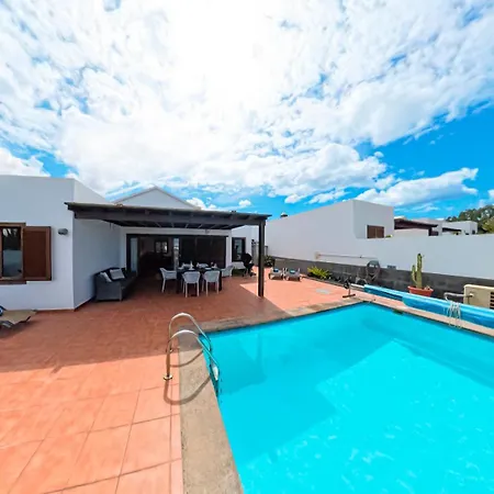 Vila Maderita - Lovely 3 Bed In Playa Blanca (Lanzarote)